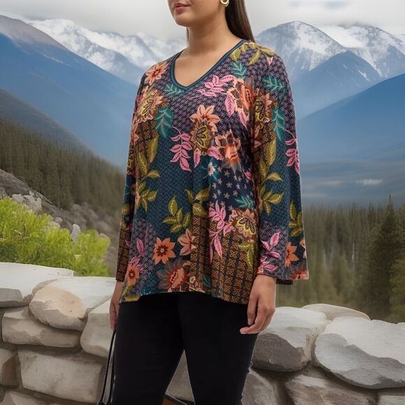 Johnny Was Delfino Tee Floral XXL Colorful Boho Chic V Neck Long Sleeve JWLA - Picture 1 of 10